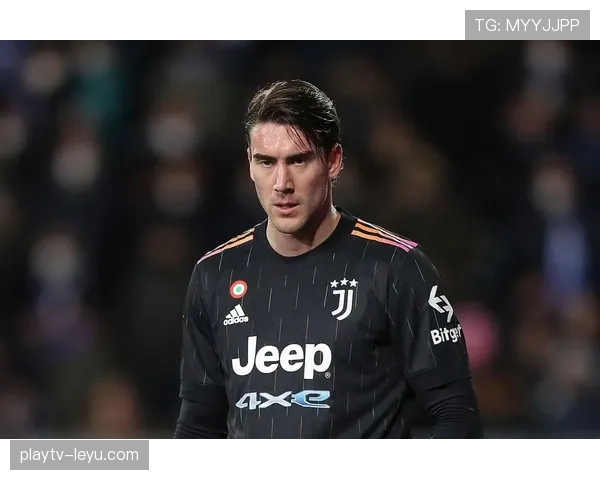 莱万多夫斯基再显神勇，助波兰队重拾稳定状态