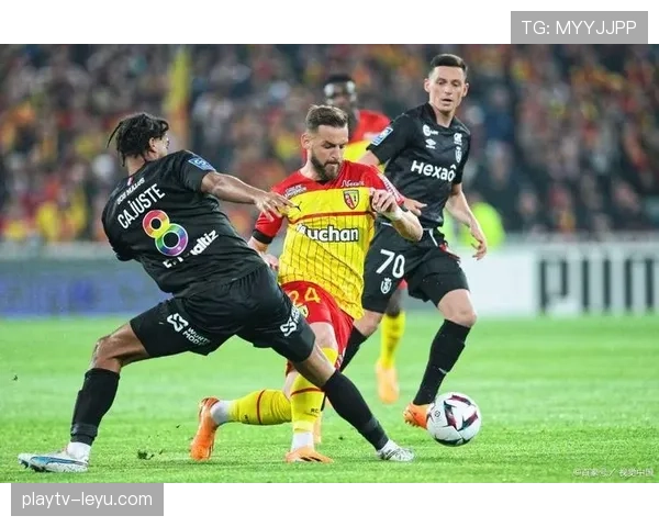 门兴控球制胜，强势表现助球队攀上赛季新高峰